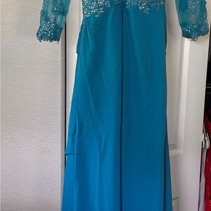 Elegant Teal Gown with Lace Sleeves